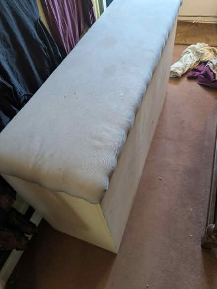 Photo of free Ottoman (Bradford on Avon BA15) #2