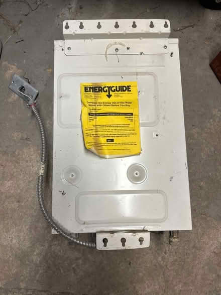 Photo of free Takagi gas tankless water heater (North San Leandro) #2