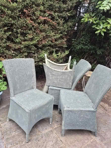 Photo of free Set 4 garden chairs in need of repair (Pitsea SS13) #1