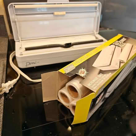 Photo of free Deni Freshlock snack bag sealer (Sandpoint/Magnuson) #3