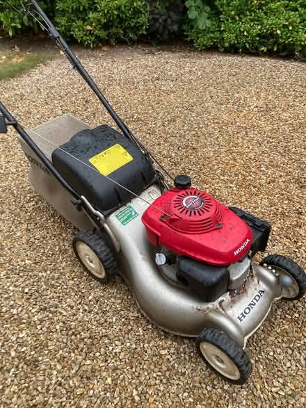 Photo of free Honda Ezy lawnmower (Stock CM4) #2
