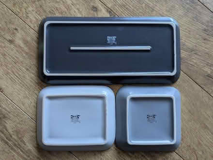 Photo of free Set of 3 dishes (Hook RG27) #2