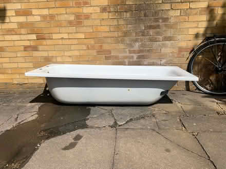 Photo of free Unused bath 70 x 170cm (Netherton PE3) #3