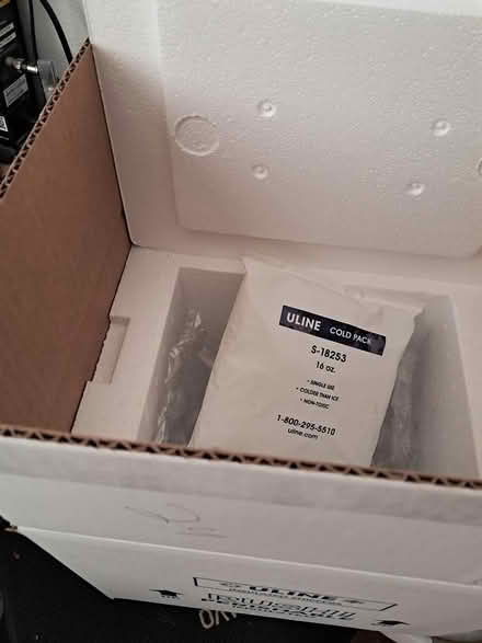 Photo of free ULINE Insulated Shipping Boxes (Eubank & Central Aves. 87123) #1