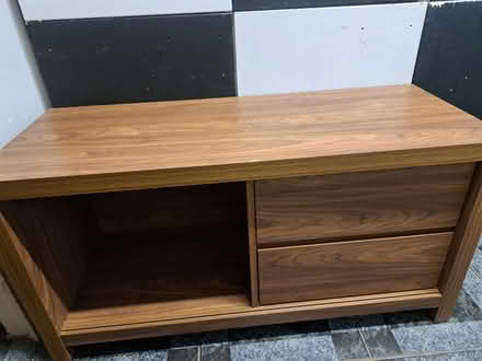 Photo of free TV stand (LU7) #1
