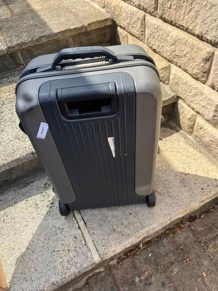 Photo of free Samsonite case (Harrogate HG2) #1