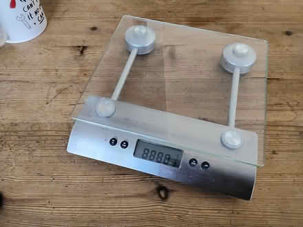 Photo of free SALTER digital kitchen scales - for repair or spares (Welwyn AL6) #3