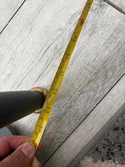 Photo of free Table leg/stand (Station Parade E17) #2