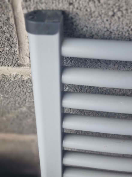 Photo of free Small Radiator/Towel rail (Heanor DE75) #2