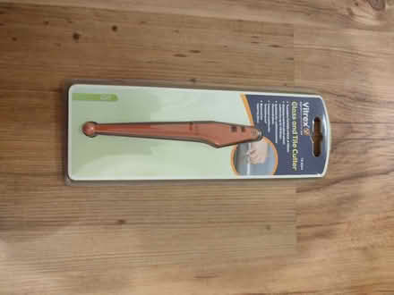 Photo of free Tile and glass cutting pen (Central Preston PR1) #1