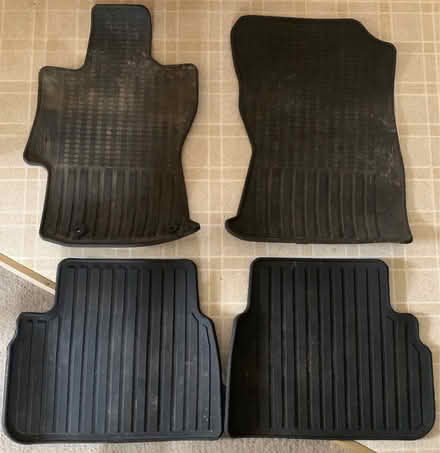 Photo of free OEM 2017 Subaru Impreza Floor Mats (Maynard) #1