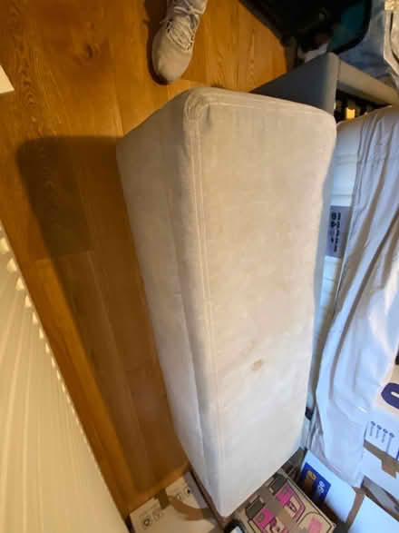 Photo of free Storage bench (Canonbury N1) #2