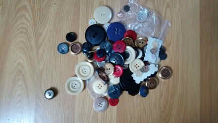 Photo of free Collection of buttons for crafting (Lady Bay NG2) #1