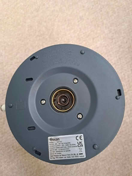 Photo of free Swan Electric kettle (Bransgore BH23) #4