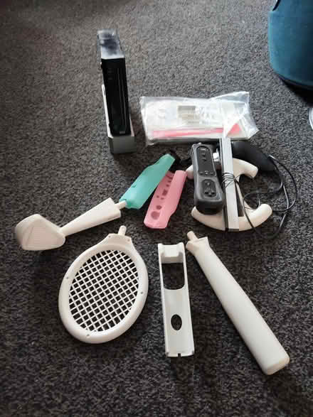 Photo of free Nintendo Wii (Caerleon NP18) #4