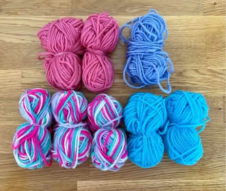 Photo of free Pink and blue wool (Kenilworth CV8) #1