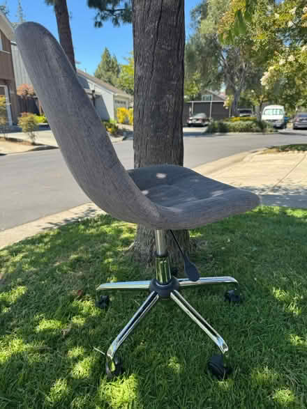 Photo of free Desk chair (Los Gatos Woods) #1