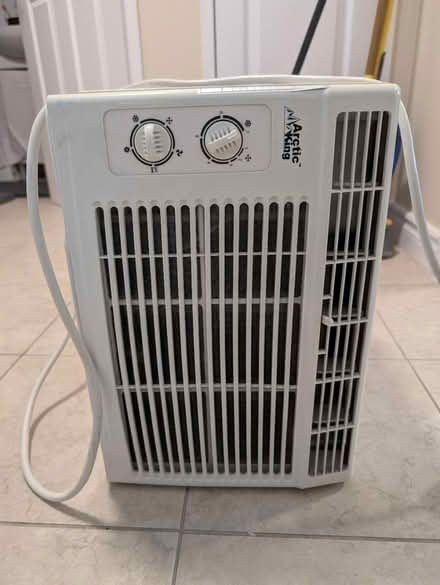 Photo of free Air conditioner (Oakville) #1