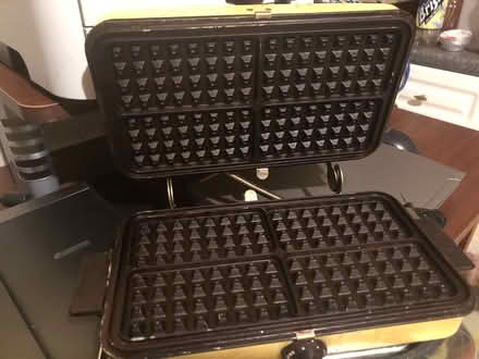 Photo of free Old waffle maker (L7L 7N1) #3
