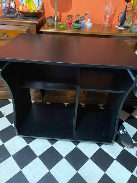 Photo of free Office desk (Highbury Vale NG6) #1