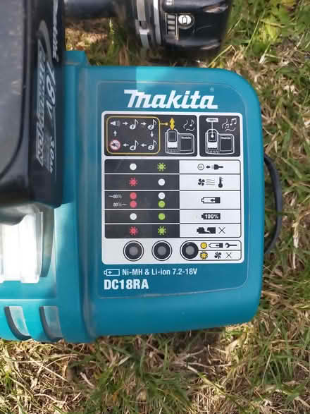 Photo of free Makita battery charger with two batteries (Little Wenlock TF6) #2