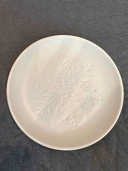 Photo of free Snowflake Plates (Bellmore NY) #1