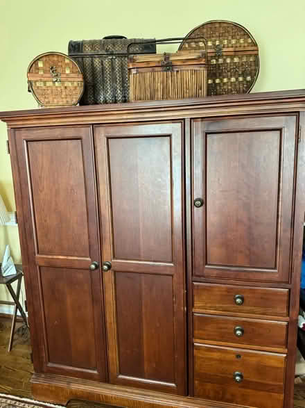 Photo of free Computer Desk Hutch - Solid Wood (FFX/Centreville near Costco) #1