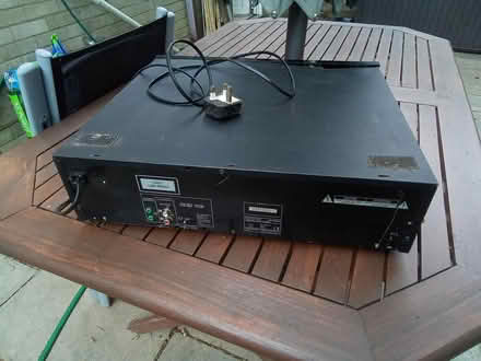 Photo of free Kenwood CD multiplayer (Broadstone BH18) #4