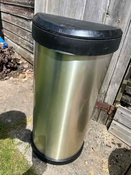 Photo of free Large kitchen bin (Parson's Heath CO4) #1