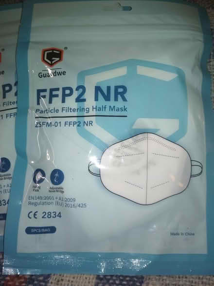 Photo of free FFP2 particle filtering masks (Near Mater hospital) #2