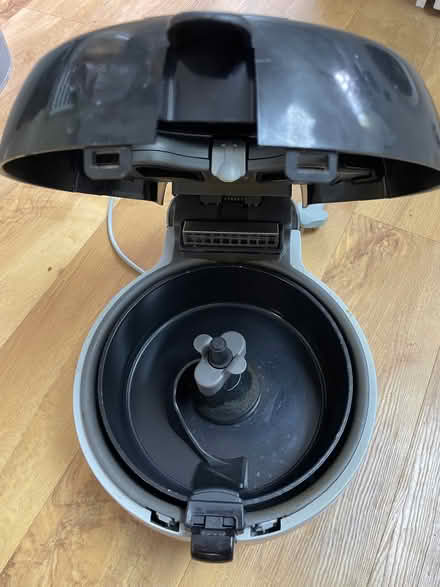 Photo of free Air fryer (Dean EH4) #2