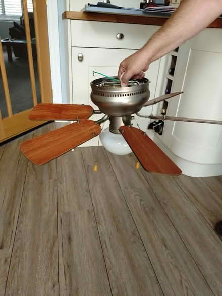 Photo of free Ceiling light and fan (Kettering NN15) #1