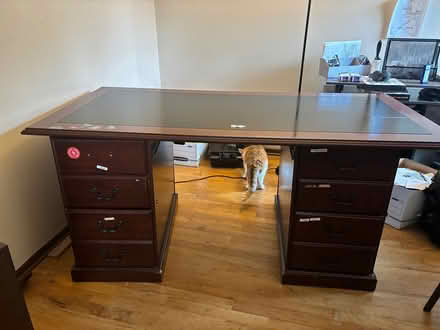 Photo of free Desk (Ringoes, NJ) #1