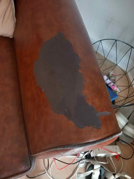 Photo of free Sofas (Trim) #4