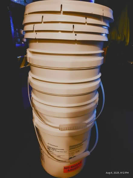 Photo of free 4 food grade buckets (Westmont) #1