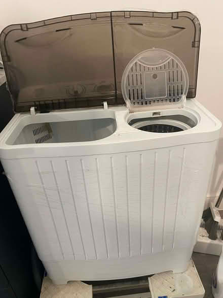 Photo of free Portable Twin Tub Washing Machine&Spin Dryer – 8.5KG+stand (Nailsea BS48) #2