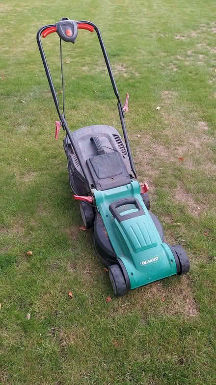 Photo of free Qualcast electric mower with 13 inch cut (GU10) #1
