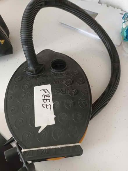 Photo of free air pump (Melksham) #1