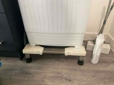 Photo of free Portable Twin Tub Washing Machine&Spin Dryer – 8.5KG+stand (Nailsea BS48) #3