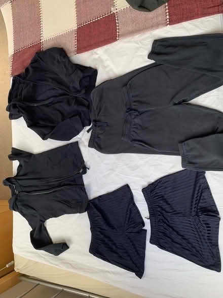 Photo of free PE uniforme- M & S 10/11 - navy (Northchurch HP4) #1