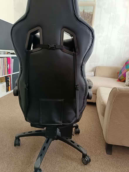 Photo of free Gaming Chair With Foot Rest (Hednesford WS12) #4