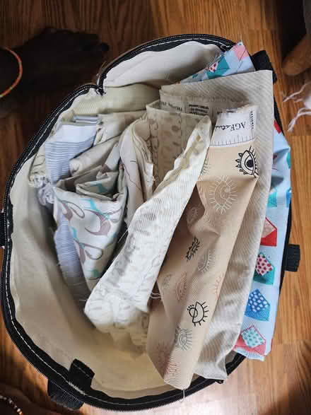 Photo of free Light Coloured Quilting Fabrics (Pape and Eastern Avenue) #1