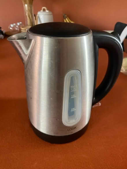 Photo of free Electric kettle (Hackenthope S12) #2