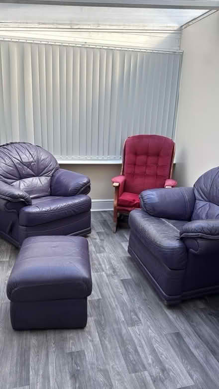 Photo of free Sofas (Leeds LS14) #1