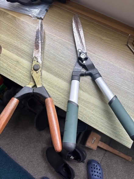 Photo of free garden hedge trimmer shears (LS17 moortown) #1
