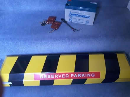 Photo of free Parking bollard (HP13 near railway station) #1