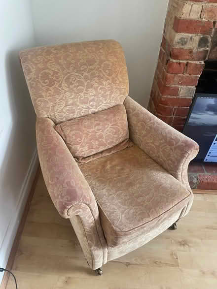 Photo of free Armchair (Leighton Buzzard LU7) #1