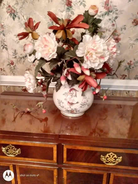 Photo of free Silk flowers in Lenox Bowl (Ellicott City, Turf Valley) #1
