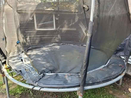 Photo of free trampoline (Ng85Fb NG8) #4