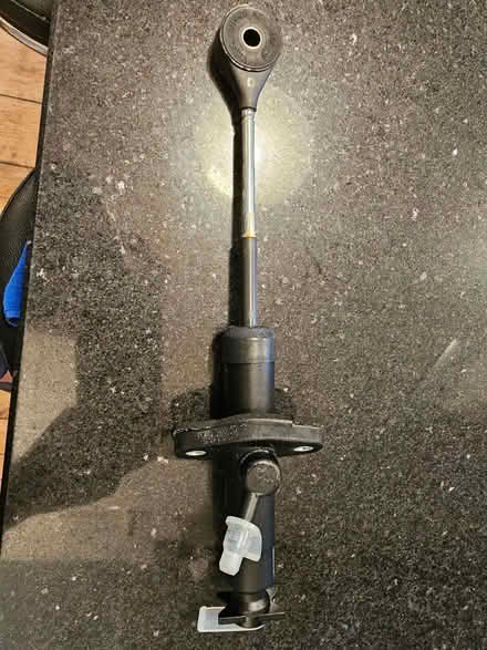 Photo of free 51775173 Clutch pump for Fiat Multipla (Marden TN12) #1